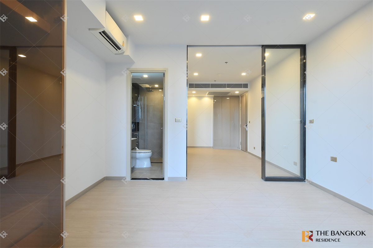 picture One9Five Asoke - Rama9 near MRT Rama 9 Station Condo in High-potential, Central City Location - 7/10