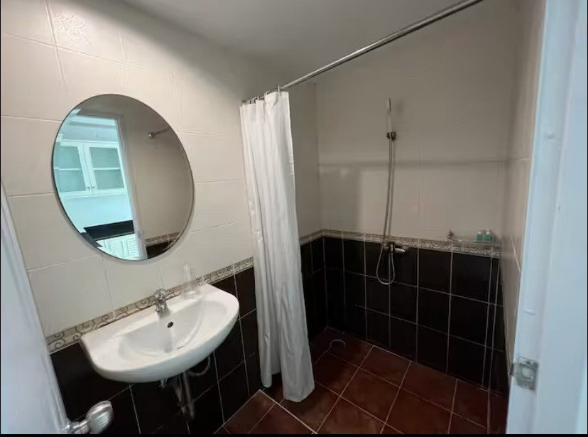 รูป The Royal Navin Tower ให้เช่าเดือนละ 20,000 บาท 086-5049889 - รูปที่ 6/27