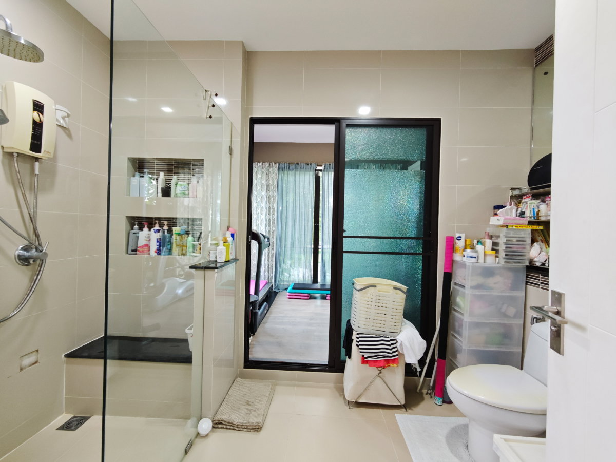 รูป ขายบ้านเดี่ยว หลังมุม 102.2 ตรว. 310 ตรม. 4 นอน 4 น้ำ หมู่บ้านเดอะแกรนด์ บางนา – วงแหวน สภาพดีมาก 92% ขายถูก - รูปที่ 53/61