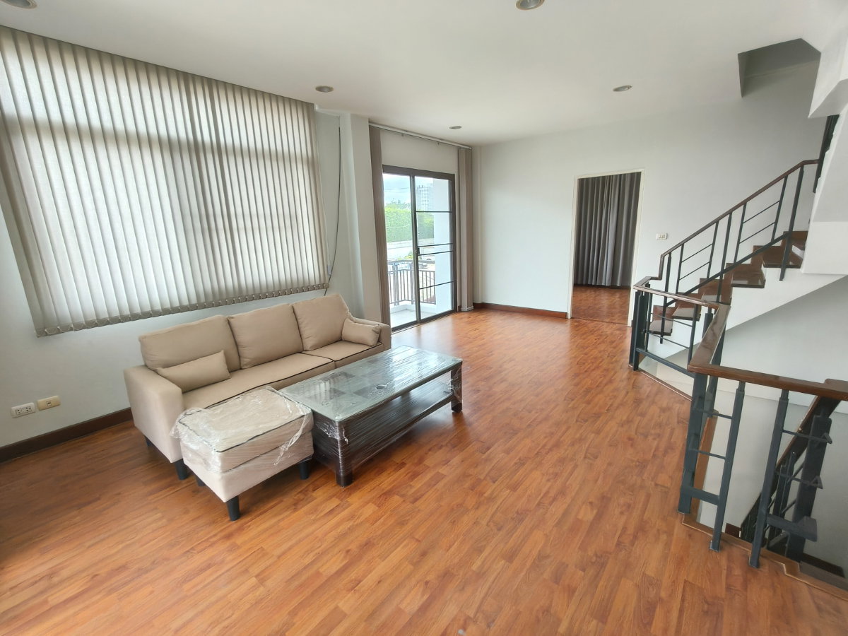 picture Townhome Rama 3 near SPGS Int'l school, King's college - 12/25