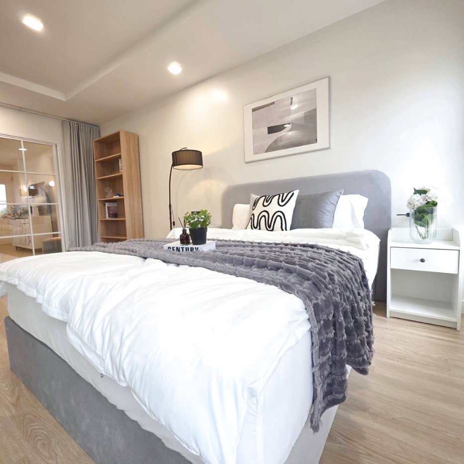 picture Selling Happy Condo Ratchada 18, large 80 sq.m. 2-bedroom unit, near MRT Sutthisan. - 14/22
