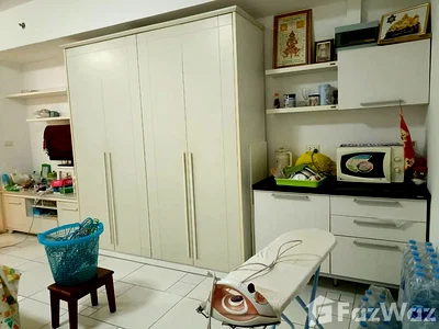 Condos for sale : Studio Condo for sale at Supalai River Place  6613593