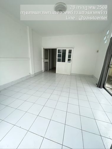 ให้เช่าทาวน์โฮม 4 ห้องนอน 150 ตร.ม. 36 ตร.ว. หมู่บ้านร่มรื่น