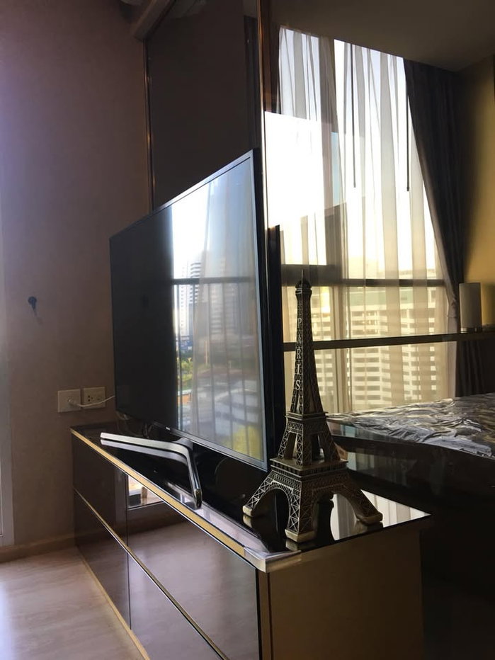 picture Code: 26KJ3955  for rent Noble Revolve Ratchada  🔥🔥 Line ID: @kjcondo (with @)🔥🔥 - 9/12