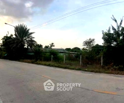 Land for rent : Pet-Friendly Land For Rent In Sai Noi, Nonthaburi 🌿 (ID 3133192)