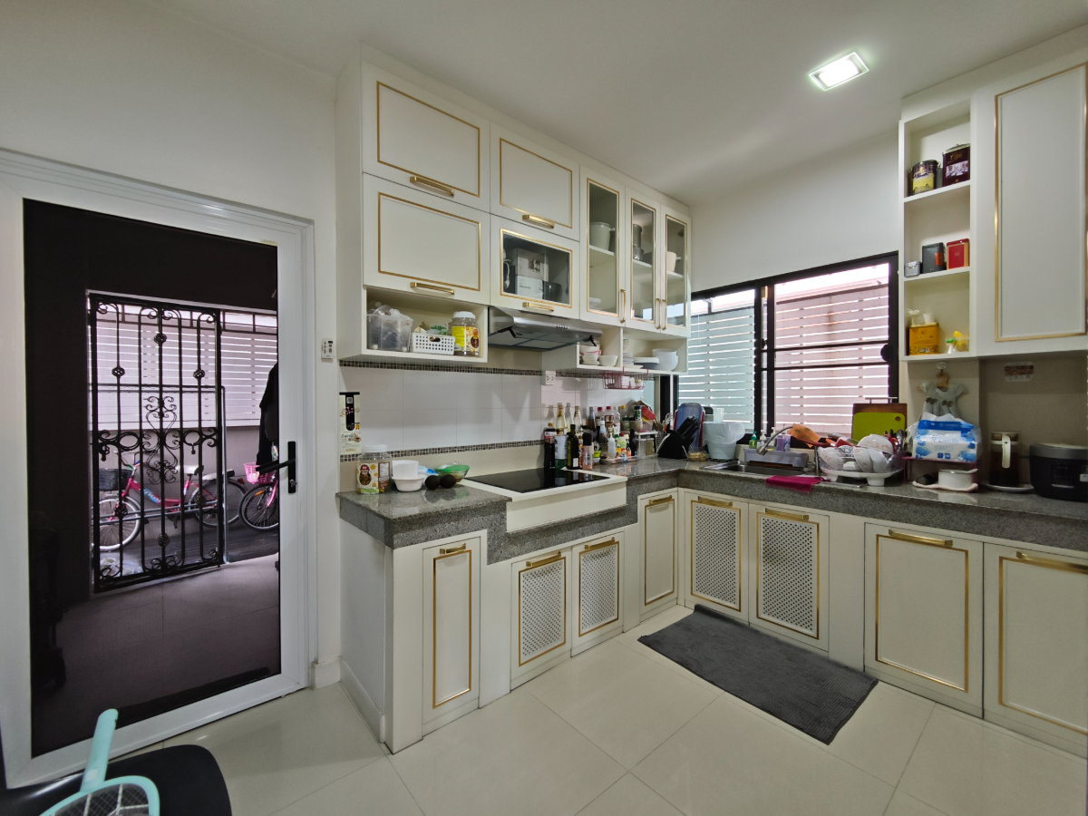 รูป ขายบ้านเดี่ยว หลังมุม 102.2 ตรว. 310 ตรม. 4 นอน 4 น้ำ หมู่บ้านเดอะแกรนด์ บางนา – วงแหวน สภาพดีมาก 92% ขายถูก - รูปที่ 39/61