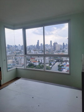 Renovation room and ready to move in