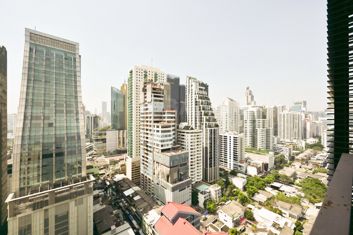 picture The Edge Sukhumvit 23 near BTS Asok Popular units sell out fast - 10/10