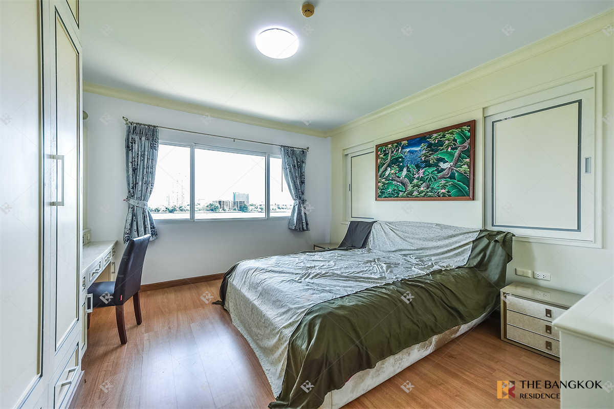picture Supalai River Resort - 8/10