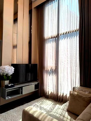 ขายคอนโด : คอนโดมิเนียม 2 ห้องนอน ชั้น 16 ขนาด 44 ตร.ม. KnightsBridge Space Rama 9 ใกล้ MRT พระราม 9 300 ม. (ID 3139386)