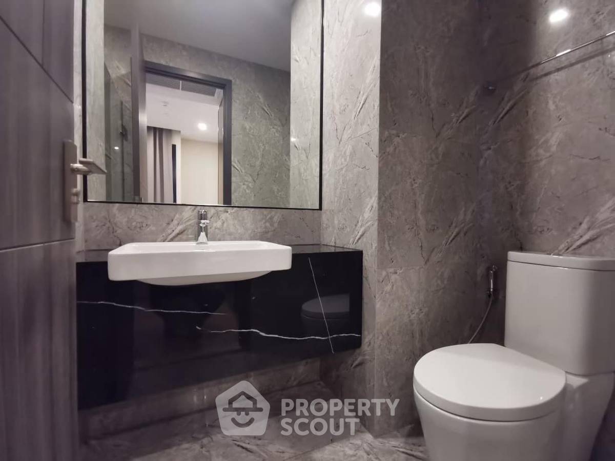 picture 1-BR 32 Sqm, High-Floor At Ashton Asoke near MRT Sukhumvit (70m) (ID 1960438) - 3/5