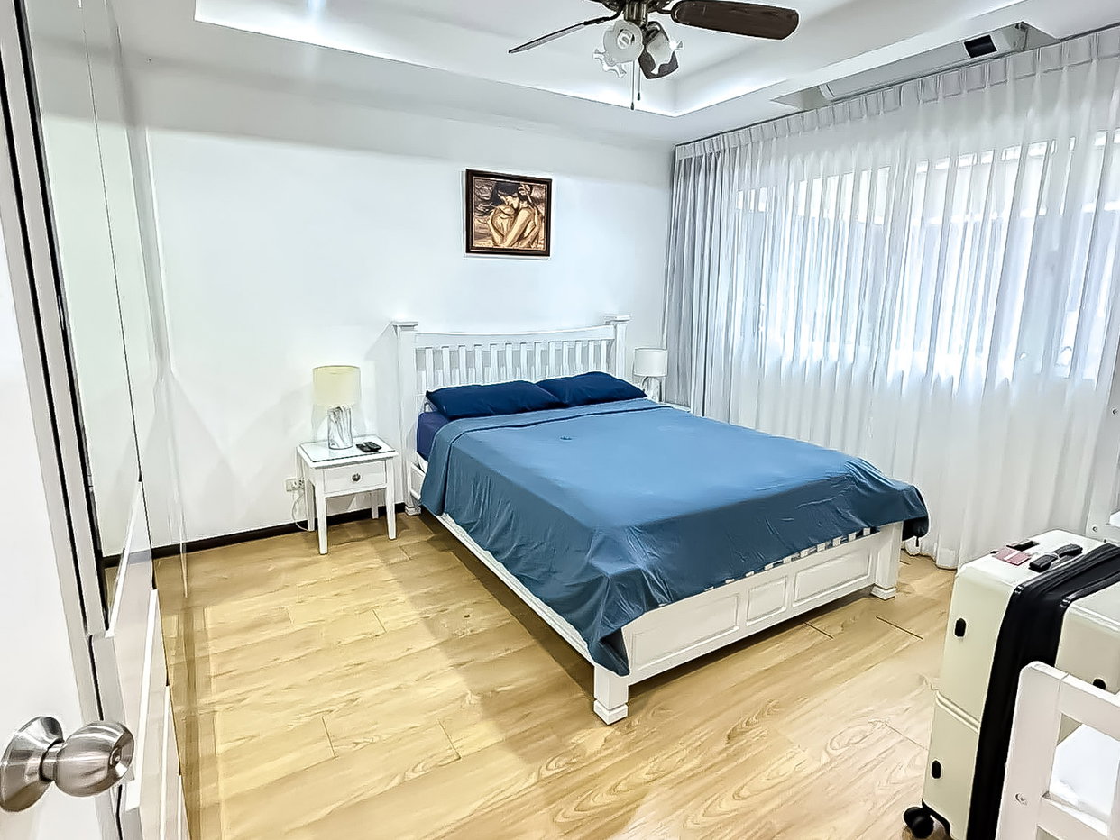 picture Siam Oriental Twins Condo for Rent Pratumnak Pattaya 1 Bed - 4/7