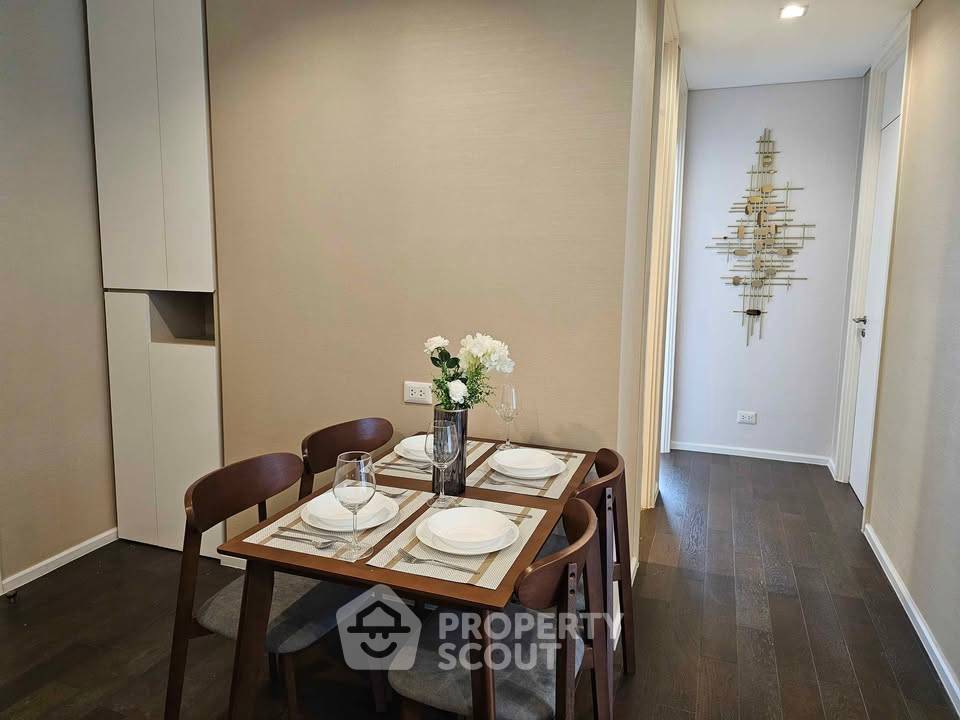 รูป คอนโด 2 ห้องนอน The Saint Residences ชั้น 32 ขนาด 57 ตร.ม. ใกล้ MRT พหลโยธิน 100 ม. (ID 3138718) - รูปที่ 9/17