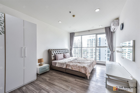 Popular units sell out fast The Address Siam near BTS Ratchathewi