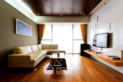 Condos for sale : High-Floor 2-BR 97 Sqm Condo At The Met Sathorn, BTS Chong Nonsi (ID 513089)
