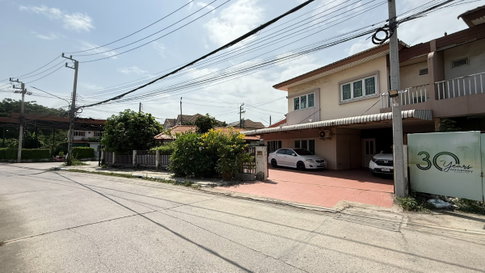 ขายบ้านแฝด 2 ชั้น ภัทรไพรเวท 2 สามโคก ปทุมธานี 100 ตร.ว. หลังใหญ่ พร้อมอยู่ ราคา 6.9 ล้าน