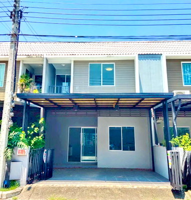 Townhouses for sale Bangkok : Sale areeya The colors Wongwaen-Ramintra