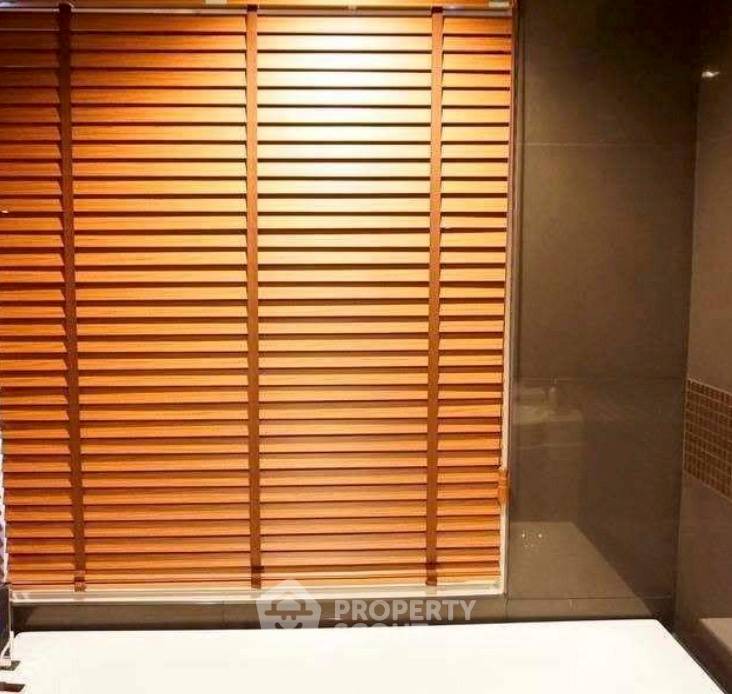 picture 19th-Floor 2-BR 67 Sqm Condo At Rhythm Sathorn, 300m to BTS Saphan Taksin (ID 3136251) - 4/5