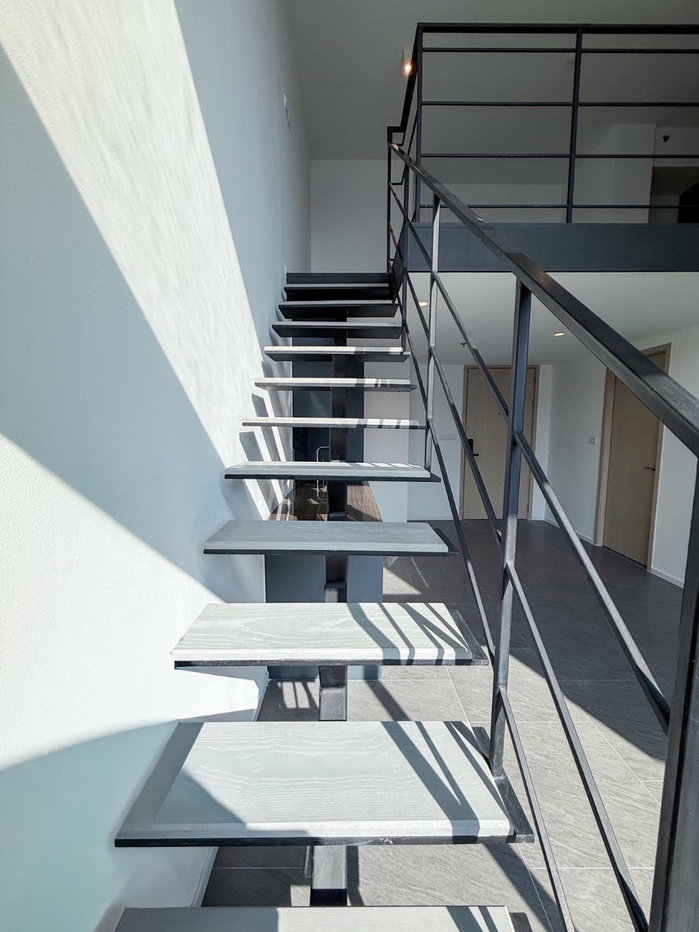 picture RARE FIND: 1BR DUPLEX @ THE LOFTS SILOM – ONLY 12MB - 17/31