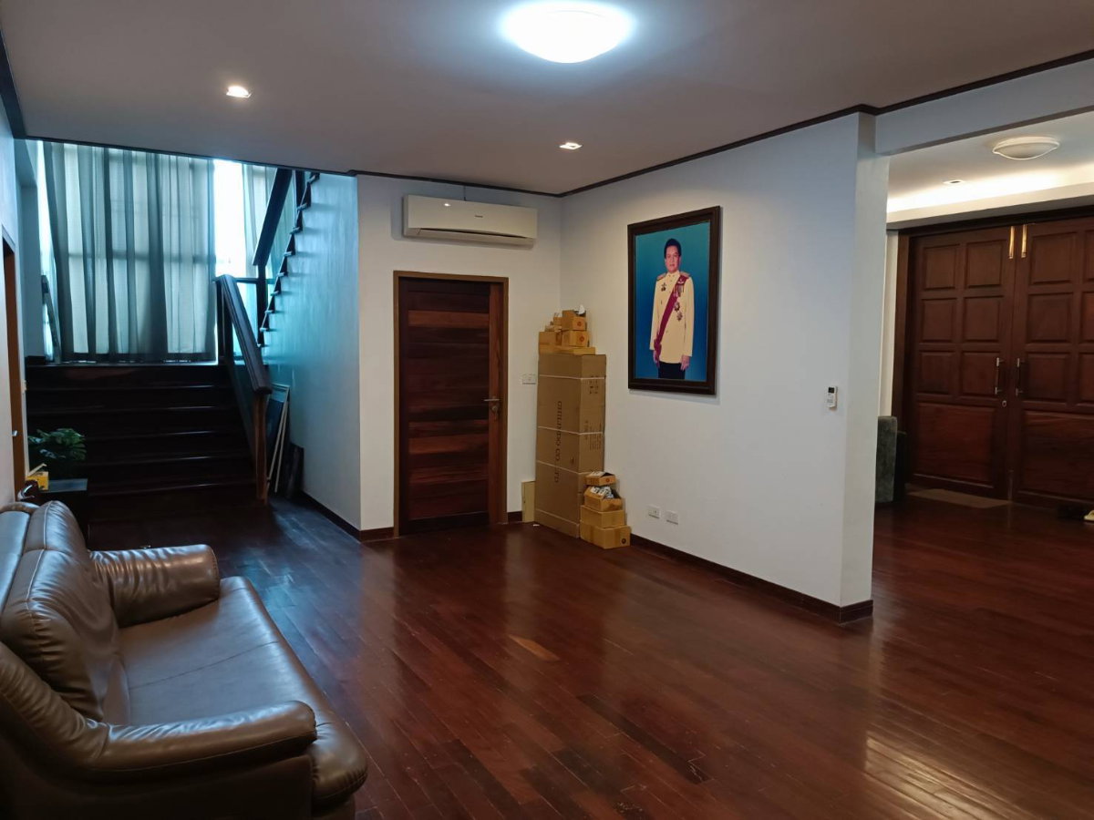 รูป SJD093 บ้านเดี่ยวหรู| รามอินทรา 5 บ้านเดี่ยวบนที่ดินขนาดใหญ่ 196 ตารางวา  - รูปที่ 8/8
