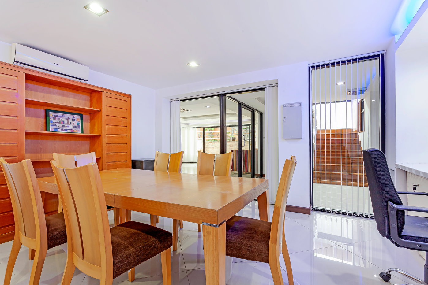 รูป Spacious Pool Villa for Sale Pratumnak Pattaya - รูปที่ 16/30