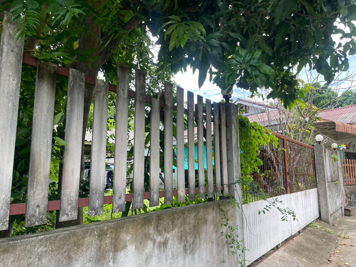 รูป บ้านระยอง ขายด่วนพร้อมโอน! บ้านเดี่ยวพร้อมที่ดิน 123 ตารางวา ใกล้ รพ.กรุงเทพระยอง - รูปที่ 6/8