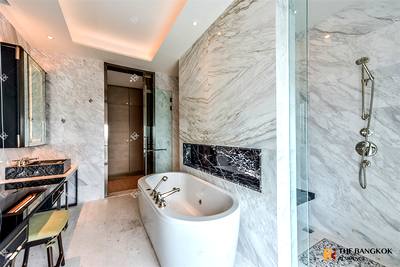 คอนโดให้เช่า : สะดวกสบายกับไลฟ์สไตล์สุด Luxury เดอะ เรสซิเดนซ์ แอท แมนดาริน โอเรียนเต็ล กรุงเทพฯ