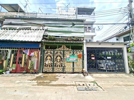 TOWN HOUSE 24 Sq.w. Bangkok Noi Bangkok for 3.6M
