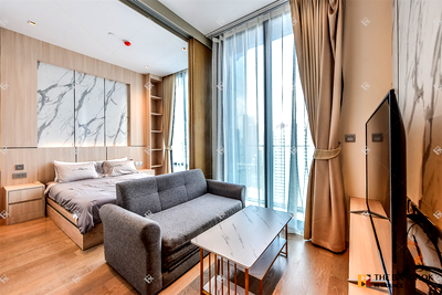 Condos for rent : Ashton Silom near BTS Chong Nonsi Room available, great price