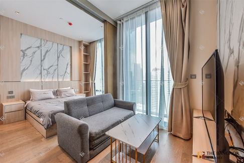 Ashton Silom near BTS Chong Nonsi Room available, great price