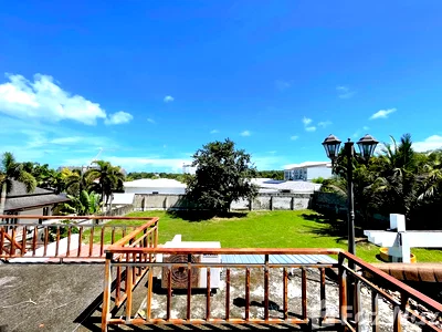Houses for sale Muang Phuket Phuket : 3 Bedroom Villa for sale in Rawai, Phuket  6630087