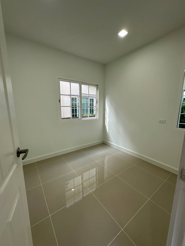 รูป RPP065🏡ให้เช่า Golden Neo 3 พระราม 2 บ้านหรูสไตล์อิตาลี 4 ห้องนอน ทำเลพระราม 2✨บ้านสวย ฟังก์ชันครบ พื้นที่กำลังดี เหมาะสำหรับครอบครัว - รูปที่ 3/9