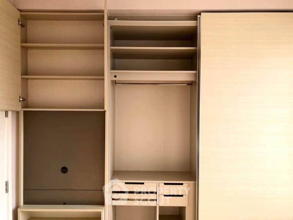 picture 1-BR Condo The Saint Residences, 29th Floor, 100m to MRT Phahon Yothin (ID 3139003) - 8/16