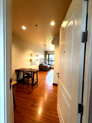 Condos for rent : For Rent Condo , The Crest Phaholyothin 11 , BTS-Saphan Khwai , Sam Sen Nai , Phaya Thai , Bangkok , CX-166611 ✅ Live chat with us ADD LINE @connexproperty ✅