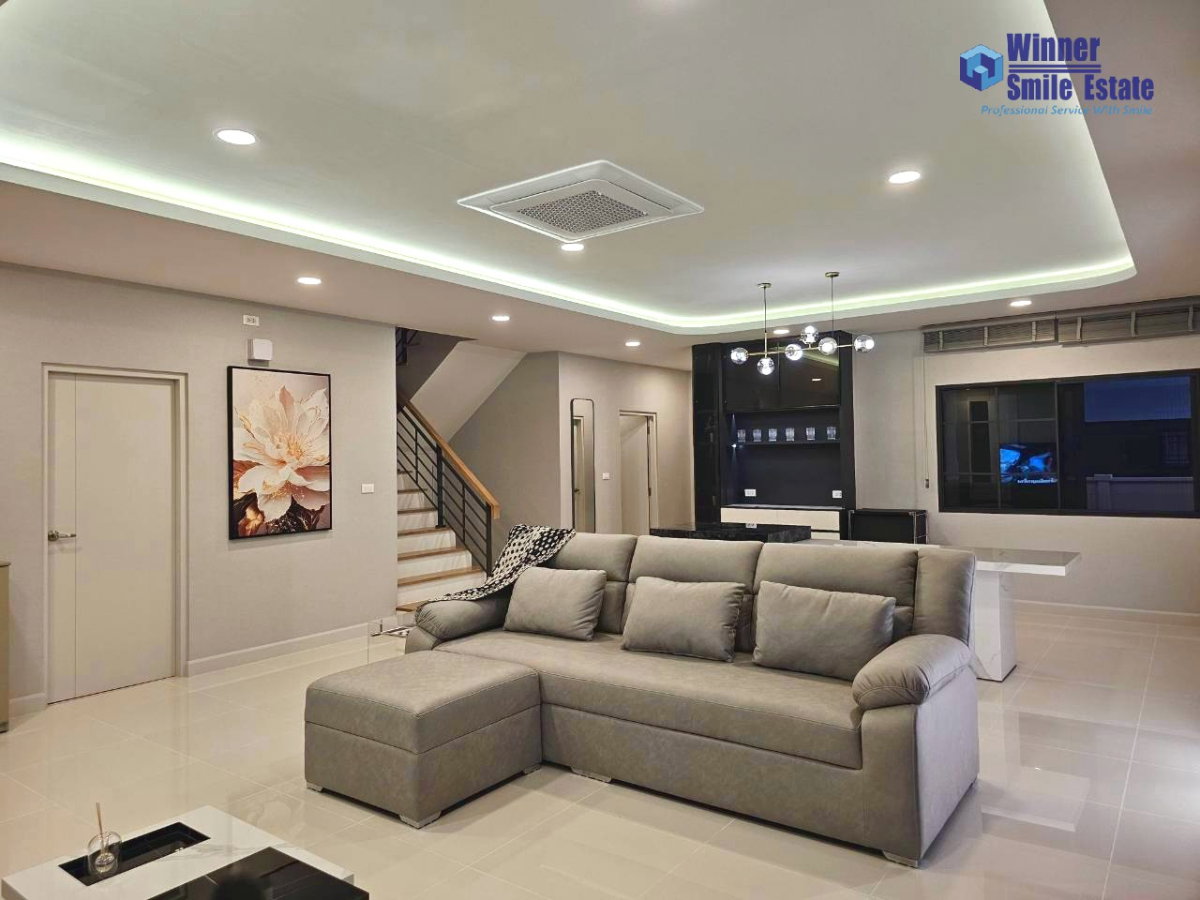รูป เช่าบ้านสไตล์ Modern ใกล้เมกาบางนา Centro Bangna เหมาะครอบครัวใหญ่ เฟอร์ฯ ครบพร้อมอยู่ - รูปที่ 4/20
