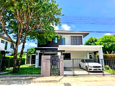 Houses for rent เทสโก้โลตัส บางพลี : For Rent Detached house Mantana Bangna km7 GH550