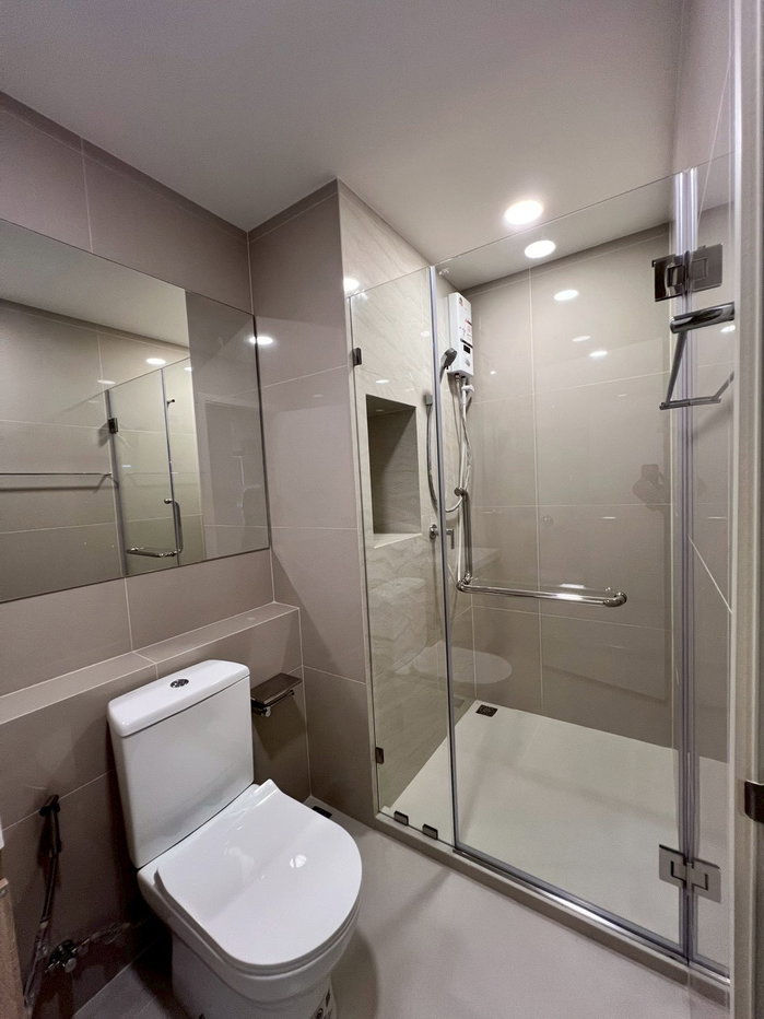 picture Brand-New 100% Turnkey Unit! Panoramic Bhumibol Bridge & Bang Kachao Views  - 9/19