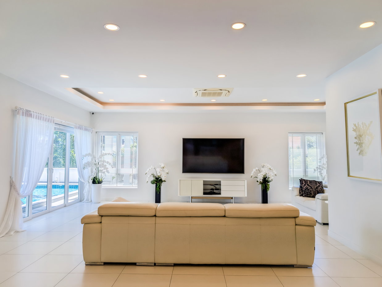 picture Luxury Golf Course View Pool Villa for Sale Huay Yai Pattaya - 6/31