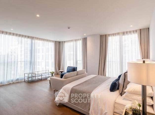 รูป คอนโด 3 ห้องนอน 147 ตร.ม. อนุญาตเลี้ยงสัตว์ Via 34 ใกล้ BTS ทองหล่อ 300 ม. (ID 3135804) - รูปที่ 9/15