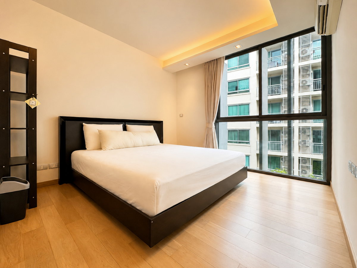 picture Luxury 1-Bedroom Condo for Sale in Thonglor | Via 49 by Sansiri - 10/29