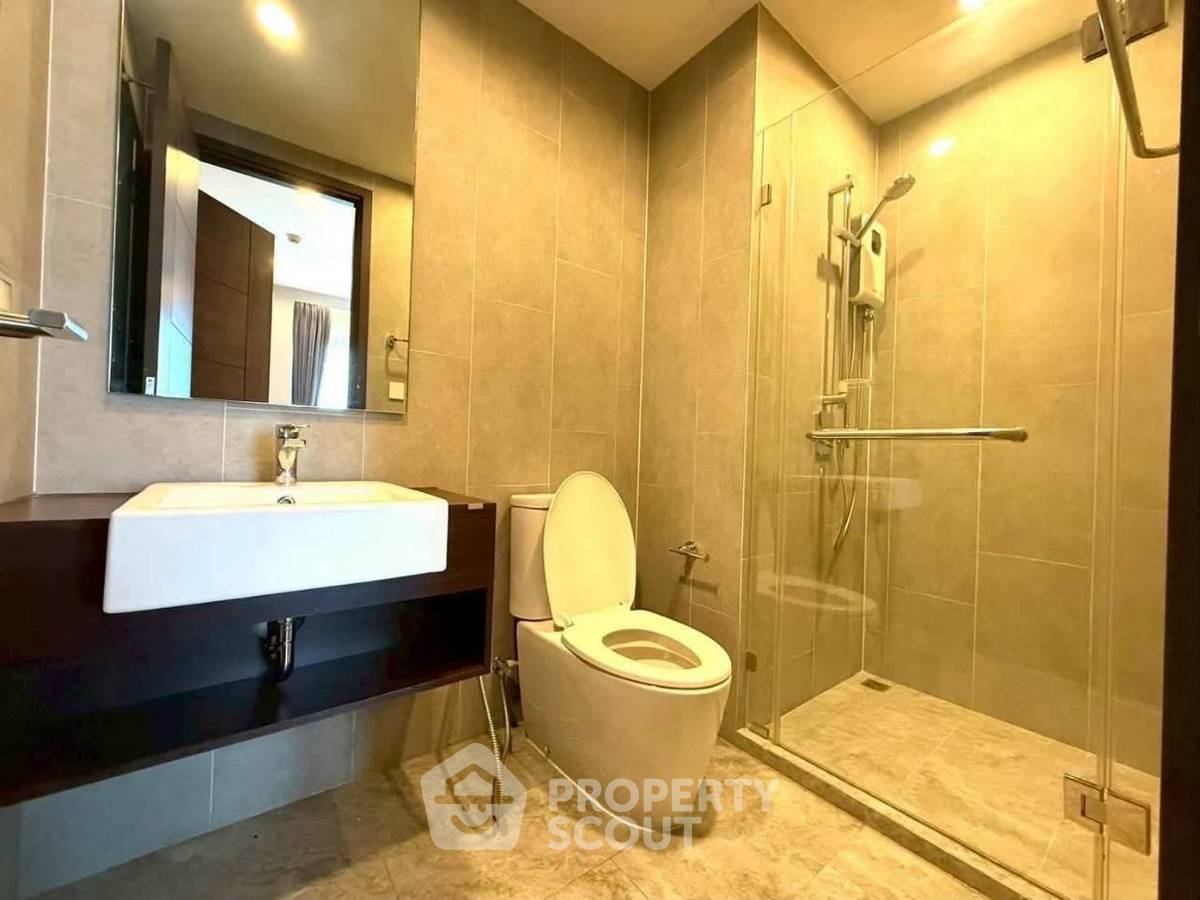 picture 1-BR Condo At C Ekkamai, 15th Floor, Near ARL Ramkhamhaeng (ID 3138704) - 2/14