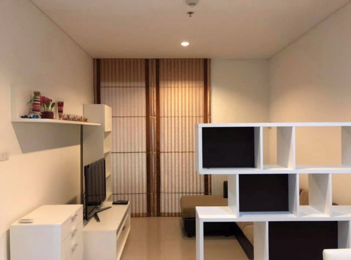 picture Hot Price for Rent Villa Sathorn ðĨ - 6/10