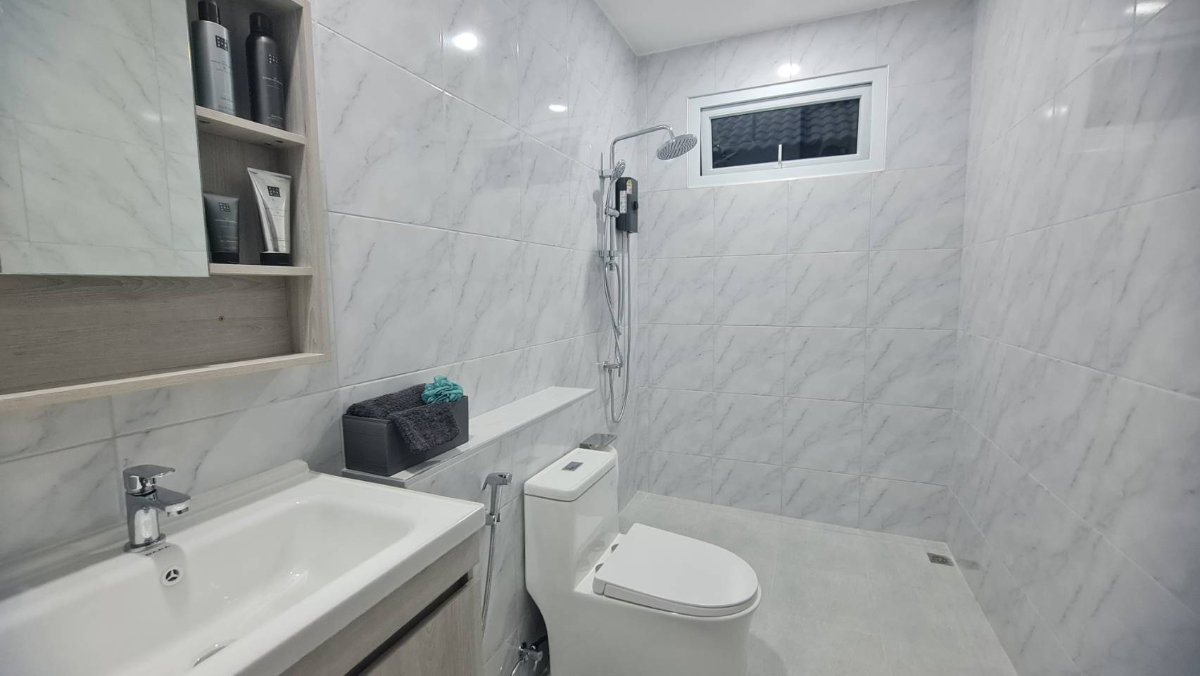 รูป ขายบ้านเดี่ยว 3 ห้องนอน รีโนเวทใหม่สวย เนื้อที่ 54ตร.ว. เฟอนิเจอร์และเครื่องใช้ไฟฟ้าครบ พร้อมอยู่ - รูปที่ 16/20