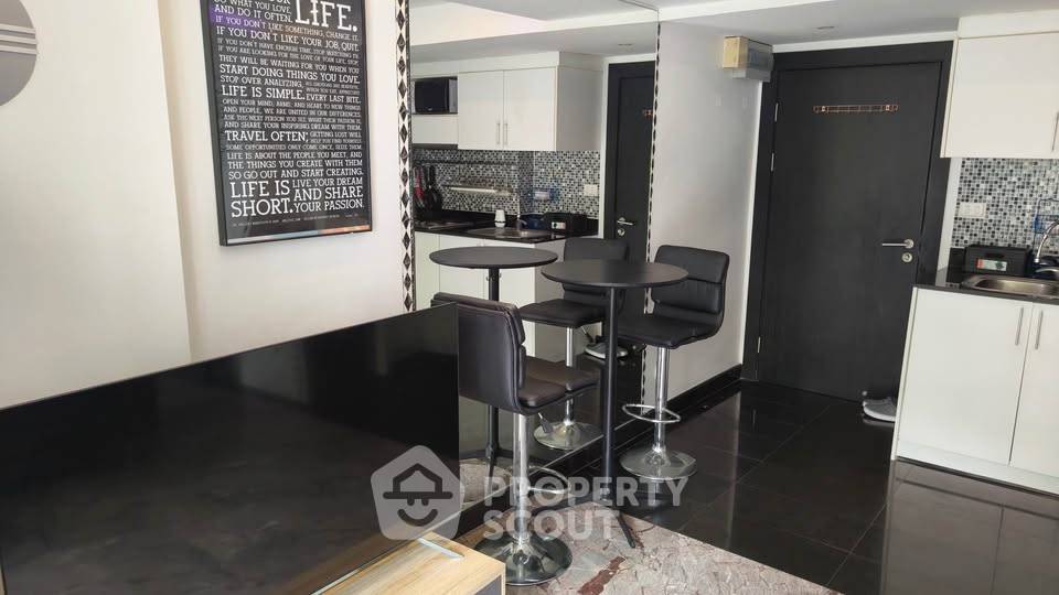 รูป คอนโด 1 ห้องนอน ขาย Avenue Residence Condominiums พัทยาใต้ (ID 3137789) - รูปที่ 9/20