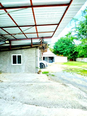 Factory for rent : Makro Chiang Mai 4.8 km. 2 bathrooms, near Wat Don Chai, Tha Rua 500 m. 200 sq m. 800 sq m. Building for rent, 2 bedrooms, Tha Rua intersection, 900