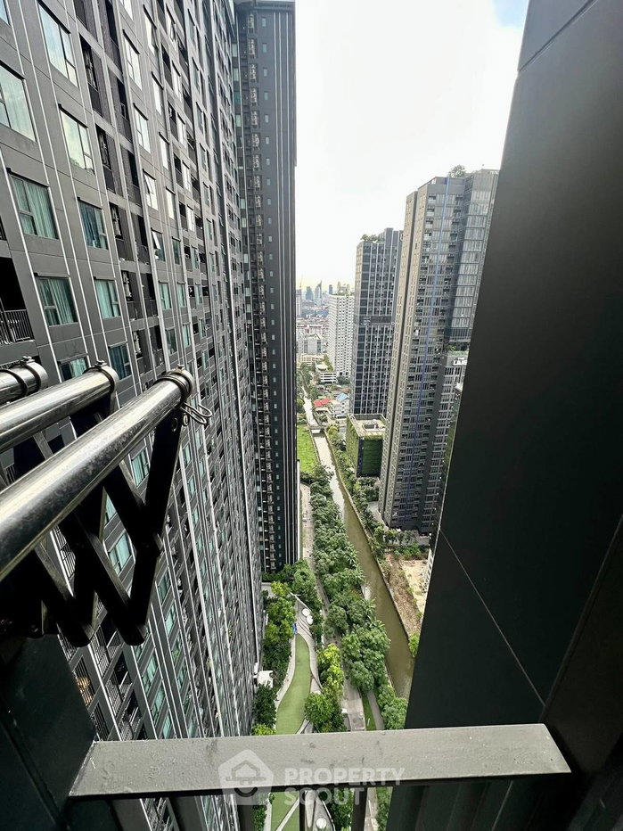 picture 1-BR Condo At Life Asoke - Rama 9, MRT Phra Ram 9 300m (ID 2549015) - 15/18