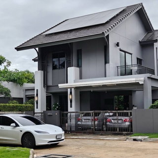 รูปภาพ 🏡✨ ให้เช่าบ้านเดี่ยวหรู พร้อมอยู่ | เศรษฐสิริ จรัญฯ – ปิ่นเกล้า 2 ทำเลฝั่งธน เดินทางสะดวก ใกล้รถไฟฟ้า โรงพยาบาล และห้างสรรพสินค้าชั้นนำ