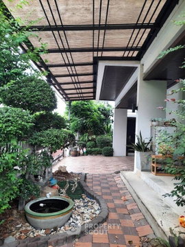 บ้านเช่า 3 ห้องนอน สัตว์เลี้ยงได้ ที่ เลค วิว พาร์ค บางนา (ดอกไม้ เขตประเวศ) (ID 3136486)
