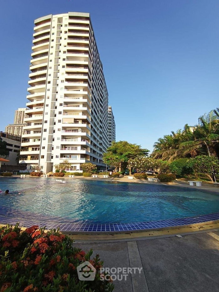 picture 2-BR Condo For Sale At View Talay 3, Pratumnak High-Floor 17 (ID 3139552) - 10/10
