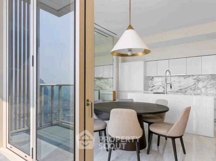 รูป คอนโดให้เช่า 2 ห้องนอน 125 ตร.ม. ที่ Four Seasons Private Residences Bangkok ใกล้ BTS สะพานตากสิน (ID 3135234) - รูปที่ 3/8
